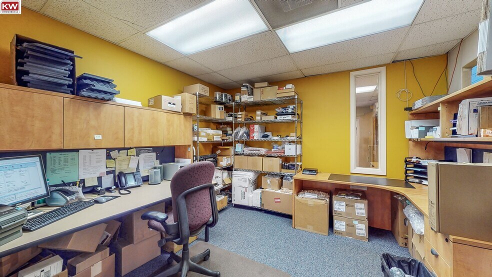 More Photos Of 707-717 N Iowa Ave, Villa Park Office For Sale