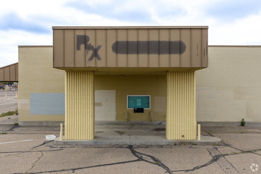 More Photos Of 1545 S Prairie Ave, Pueblo Freestanding For Sale