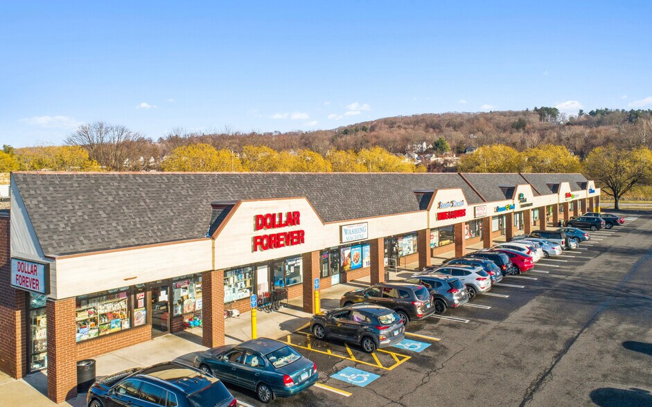 More Photos Of 100 Division St, Ansonia Supermarket For Sale