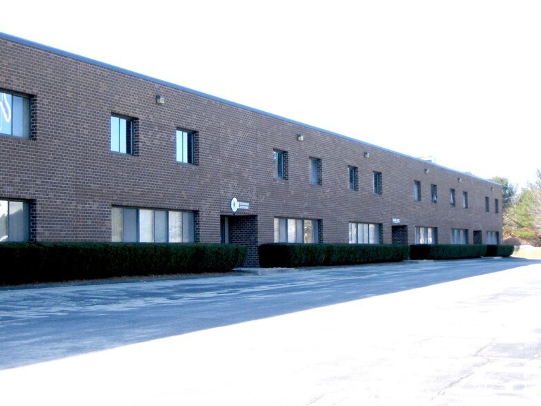 More Photos Of 401 VFW Dr, Rockland Warehouse For Lease