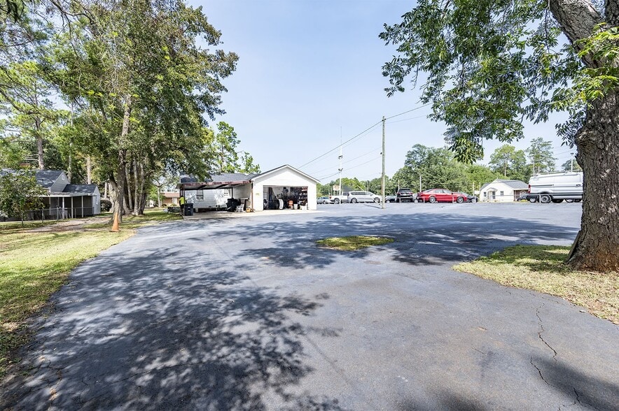 More Photos Of 1307 N Slappey Blvd, Albany Auto Dealership For Sale