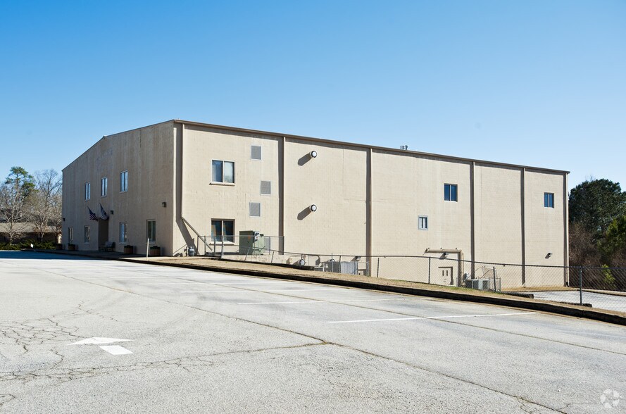 Primary Photo Of 1151 Flat Shoals Rd SE, Conyers Light Distribution For Lease