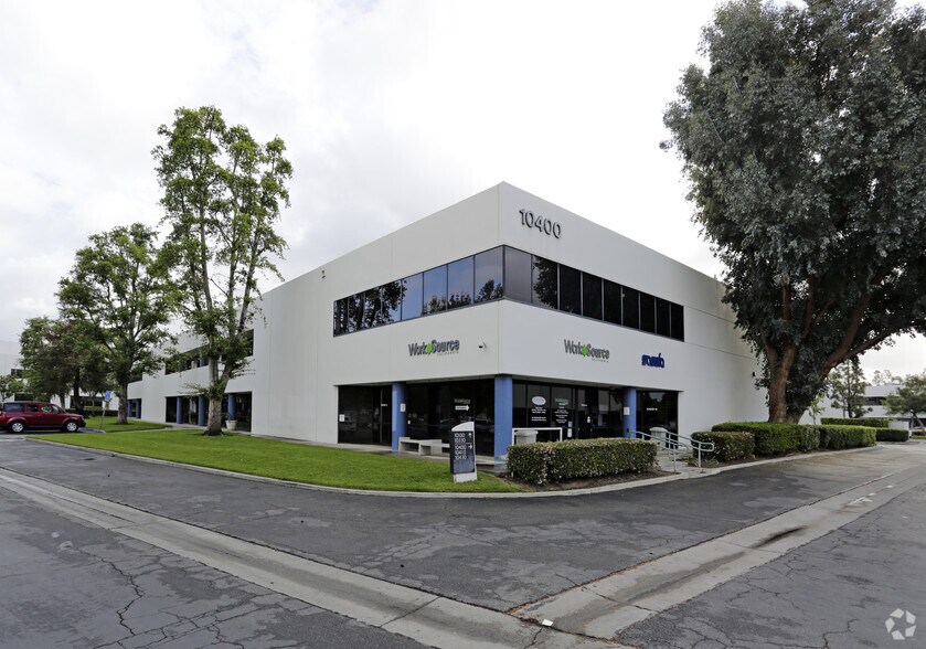 Primary Photo Of 10400 Pioneer Blvd, Santa Fe Springs Light Manufacturing For Sale