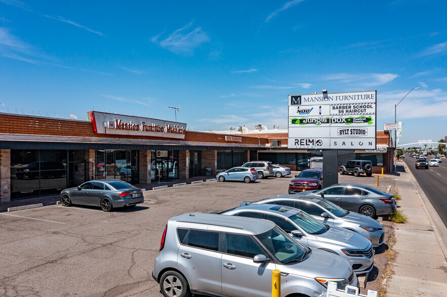 More Photos Of 1733-1737 E McDowell Rd, Phoenix General Retail For Lease