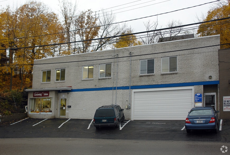 Primary Photo Of 290 Perry Hwy, Pittsburgh Showroom For Sale