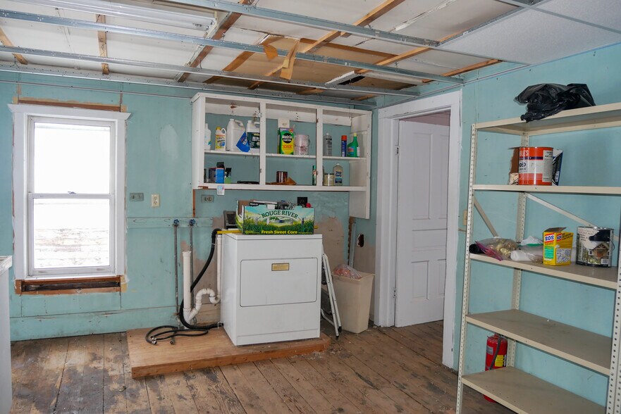 More Photos Of 740 McComb Ave, Rib Lake Freestanding For Sale