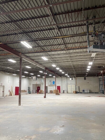 More Photos Of 225 County Road 522, Manalapan Township Industrial For Sale