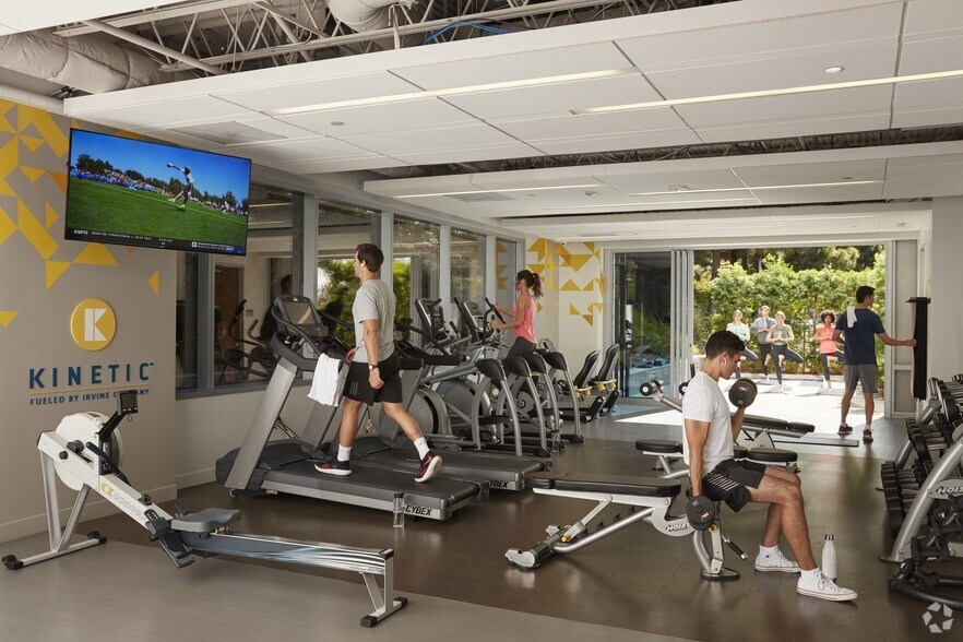 More Photos Of 12680 High Bluff Dr, San Diego Office For Lease