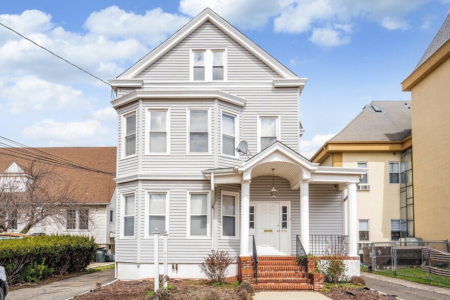 More Photos Of 374 Clifton Ave, Clifton Office For Sale