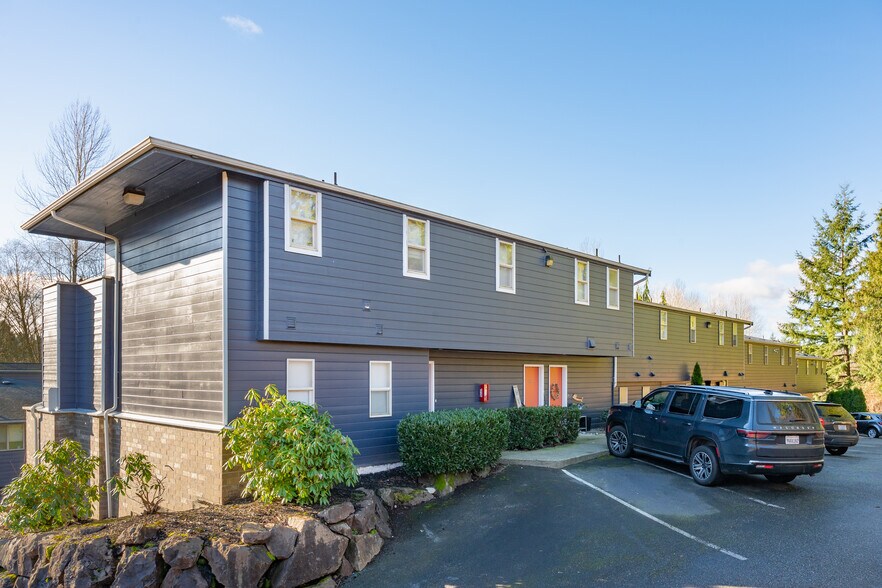 More Photos Of 21125 81st Dr NE, Arlington Apartments For Sale