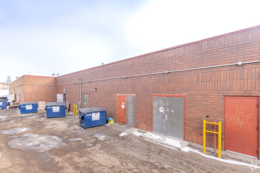 9348 34th Ave NW, Edmonton, AB T6E 5X8 - Retail For Lease Cityfeet.com