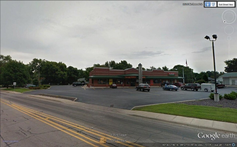 More Photos Of 600 S Main St, Morton Storefront For Lease