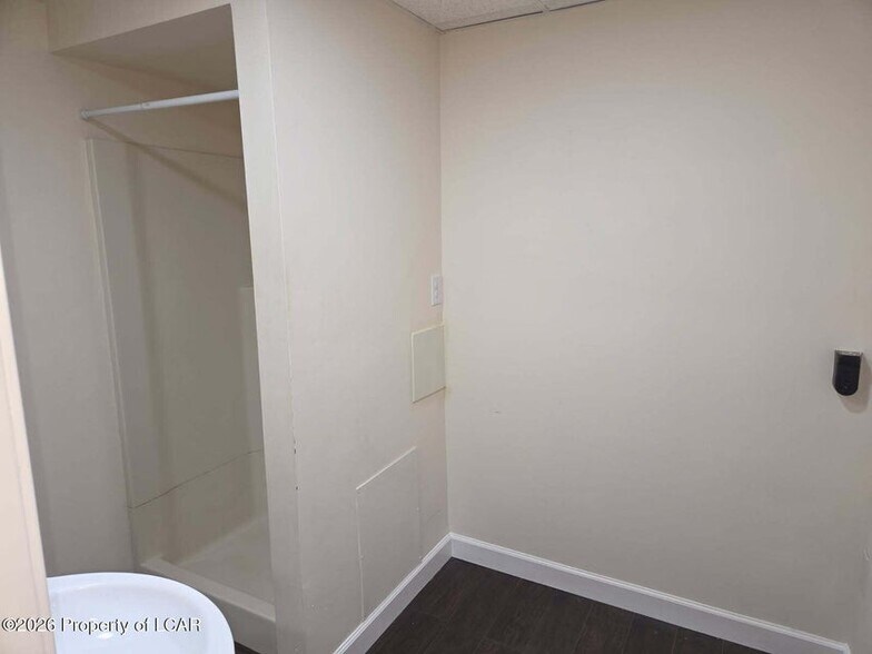 More Photos Of 546 W Main St, Plymouth Apartments For Sale