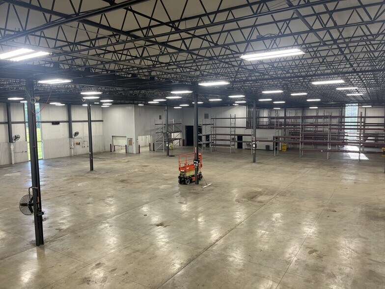 More Photos Of 4045 Korona Ct SE, Caledonia Warehouse For Lease