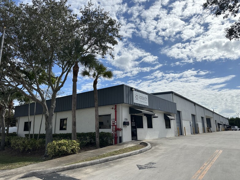 Primary Photo Of 170 Commerce Rd, Boynton Beach Warehouse For Lease