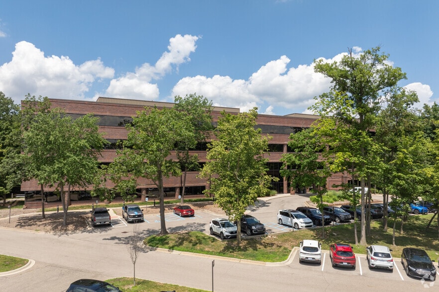 More Photos Of 5445 Corporate Dr, Troy Office For Sale