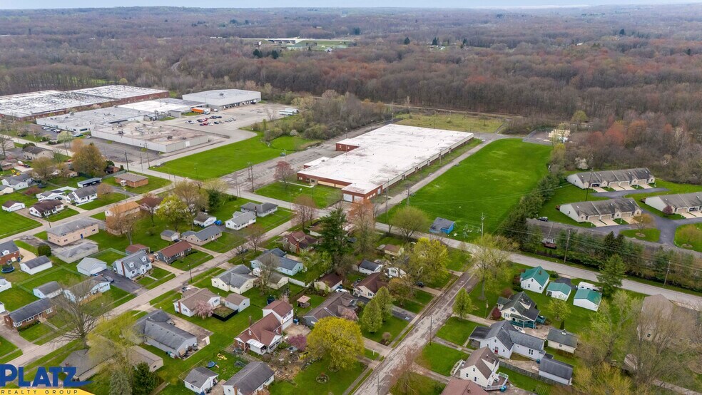 More Photos Of 400 Myron St, Youngstown Manufacturing For Lease