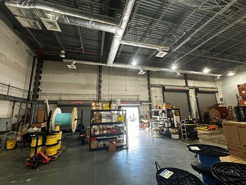 More Photos Of 14175 Icot Blvd, Clearwater Light Manufacturing For Lease