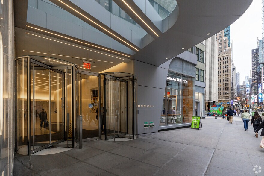 More Photos Of 1407 Broadway, New York Office For Lease