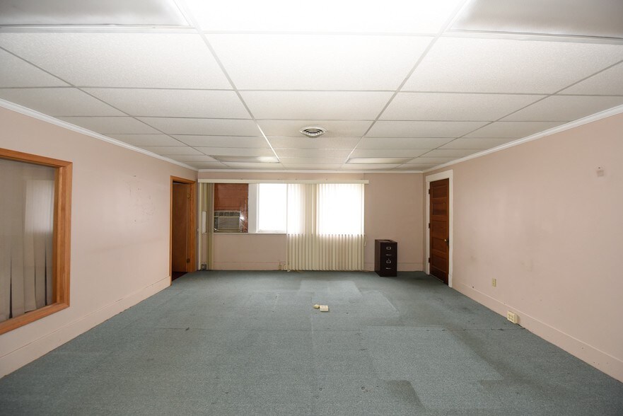 More Photos Of 5266 Seneca St, West Seneca Office For Lease
