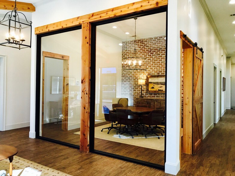 Primary Photo Of 2692 W Oxford Loop, Oxford Office For Lease