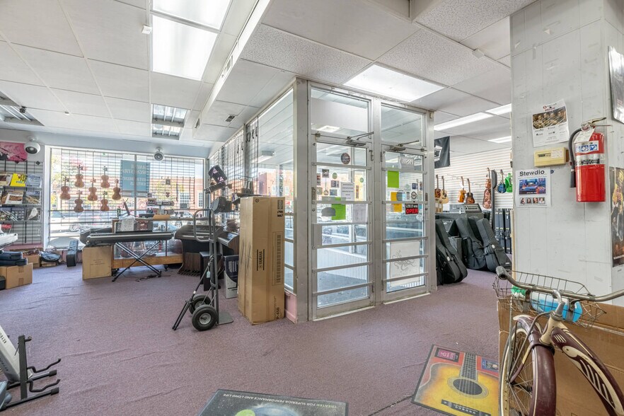 More Photos Of 10 E Main St, Fairborn Storefront For Sale