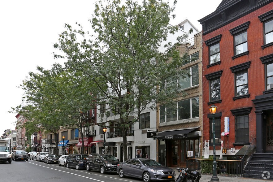 Primary Photo Of 214-216 E 9th St, New York Apartments For Lease