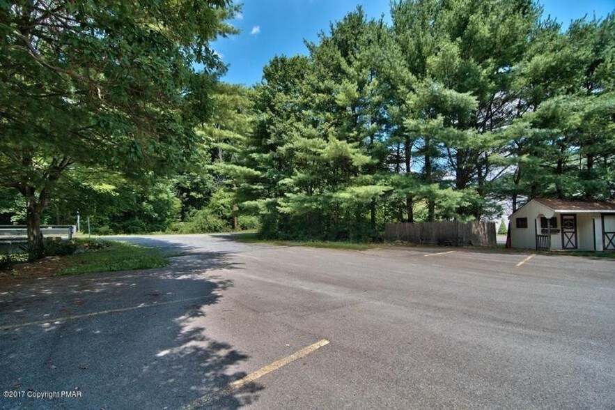 More Photos Of 2783-2785 Route 115, Effort Storefront For Lease