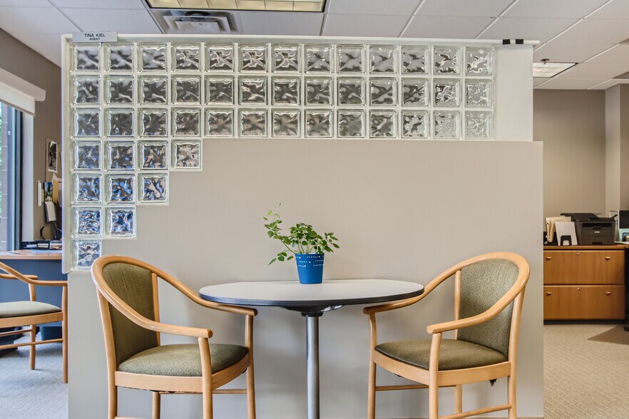 More Photos Of 722 Washington Ave, Golden Office Residential For Sale