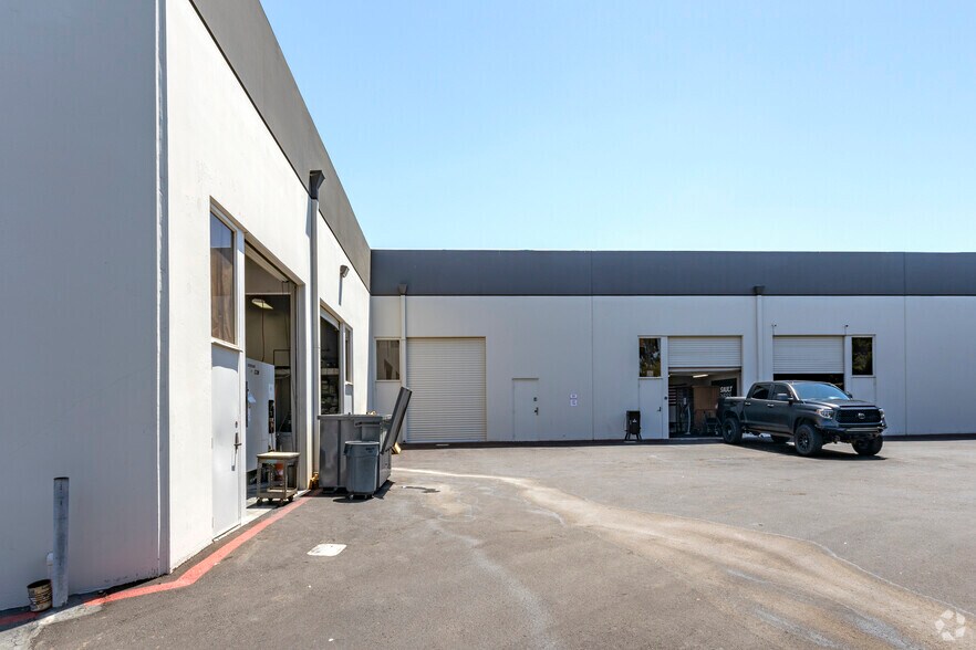 More Photos Of 5751 Palmer Way, Carlsbad Research And Development For Sale