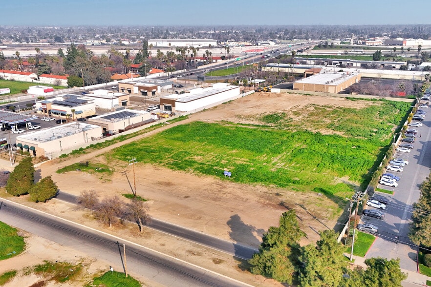 More Photos Of Clinton & Marks Residential Land, Fresno Land For Sale