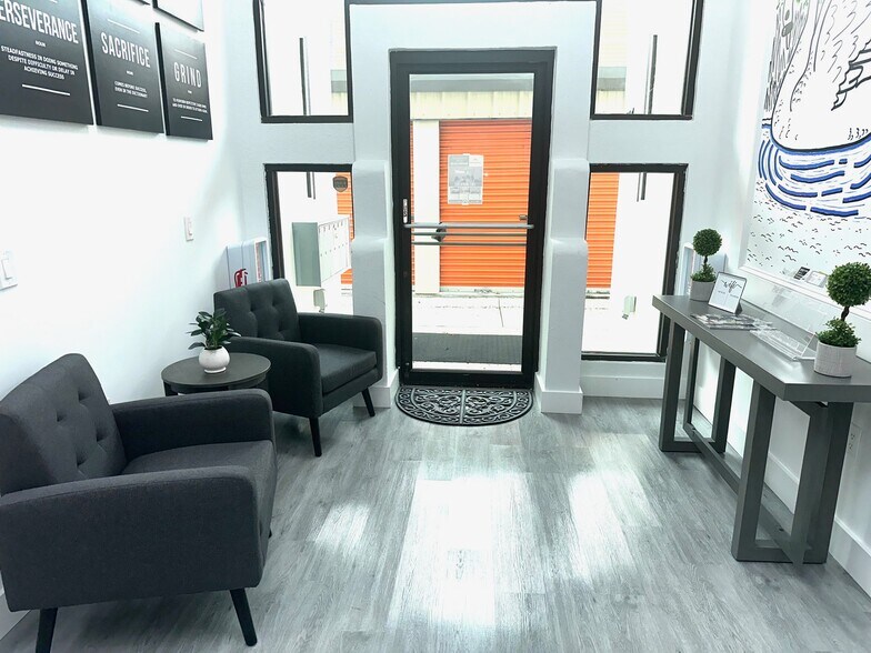 More Photos Of 314 N Kentucky Ave, Lakeland Storefront For Lease