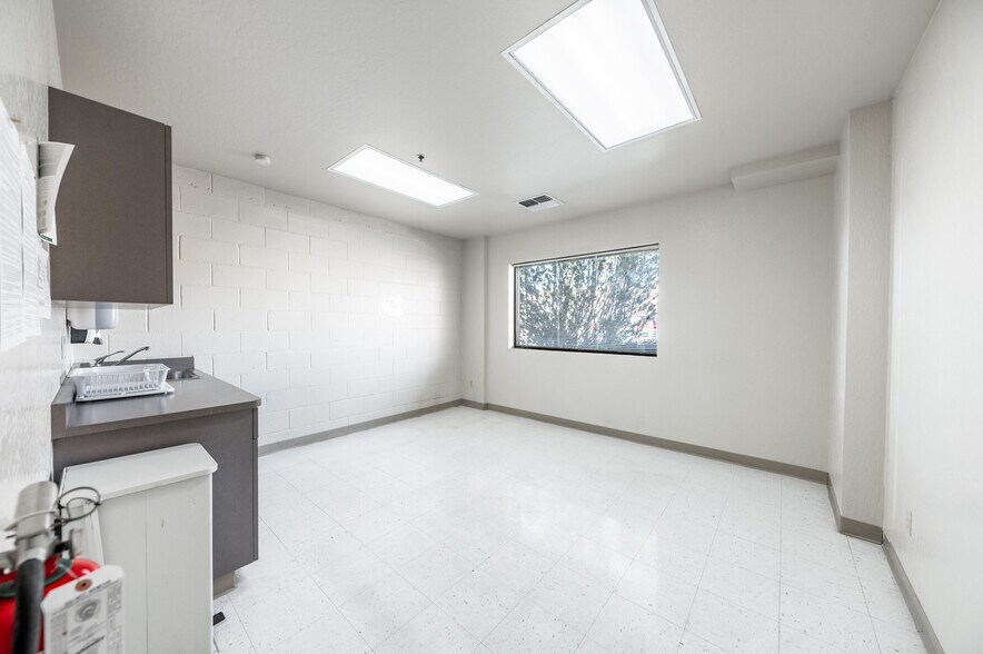 More Photos Of 1665 Old Hot Springs Rd, Carson City Medical For Lease