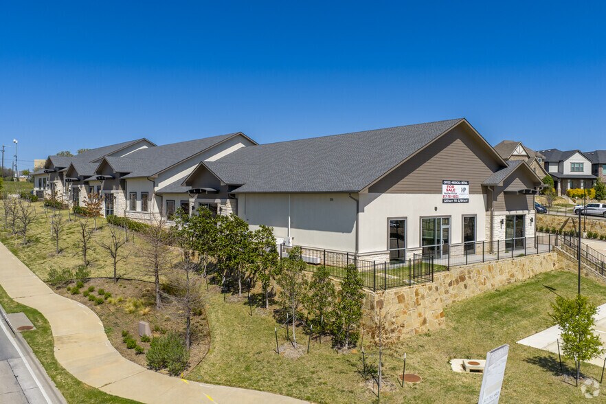 More Photos Of 250 Gerault Rd, Flower Mound Medical For Sale