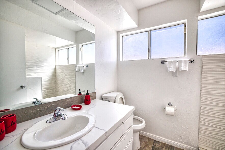 More Photos Of 67780 Arena Blanca Rd, Desert Hot Springs Specialty For Sale