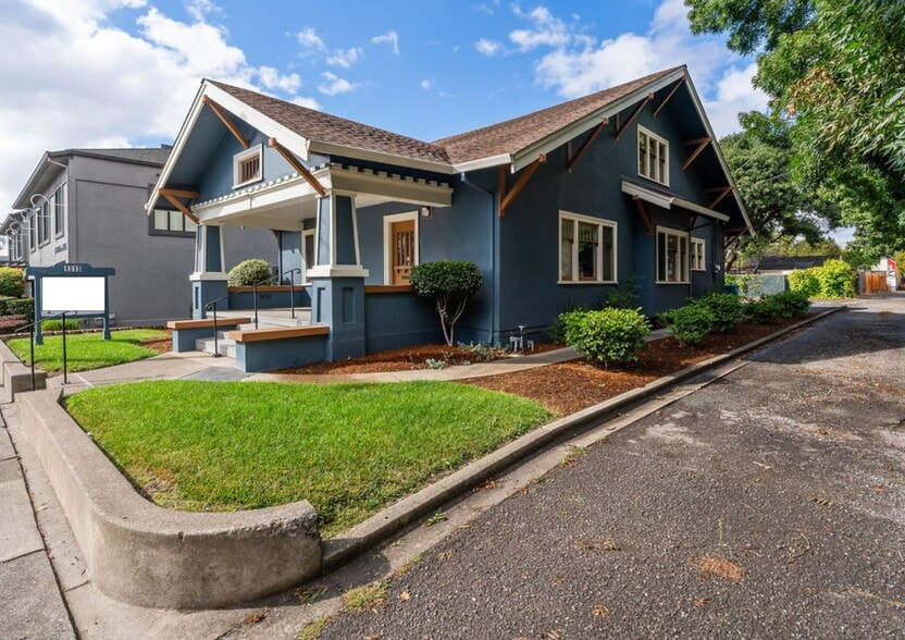 More Photos Of 1313 College Ave, Santa Rosa Office For Sale