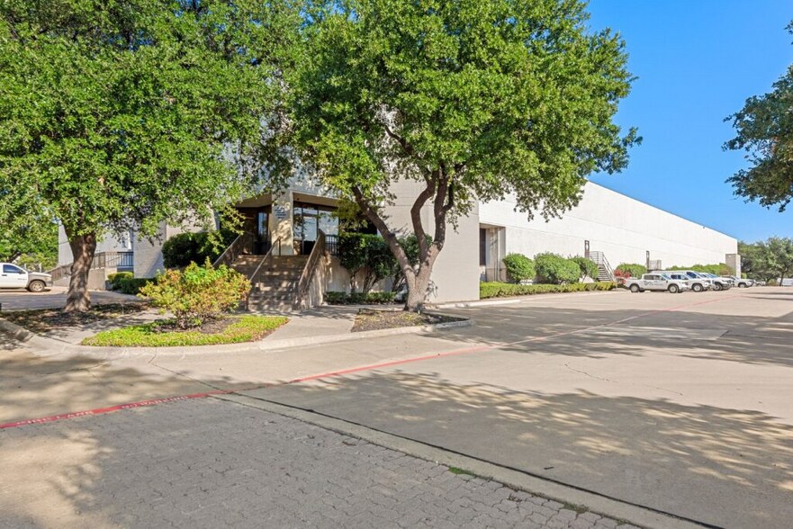 More Photos Of 4300 Beltway Pl, Arlington Unknown For Lease