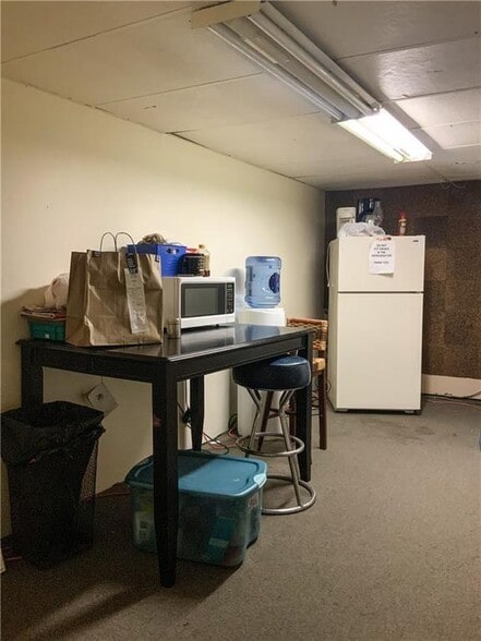 More Photos Of 2001 S Staples St, Corpus Christi Office For Sale