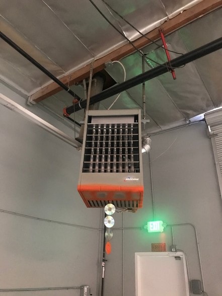 More Photos Of 2446 Pratt Ave, Hayward Warehouse For Lease