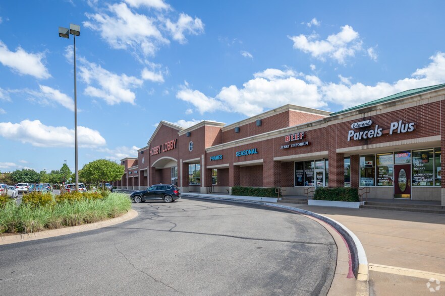 More Photos Of 730-828 W Danforth Rd, Edmond Storefront For Sale