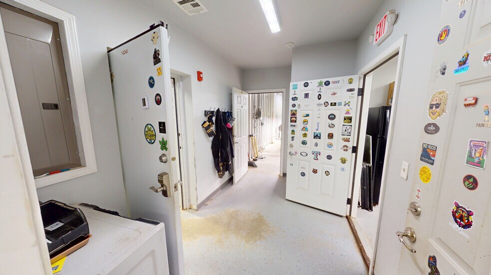 More Photos Of 12770 County Road 3580, Ada Sports And Entertainment For Sale