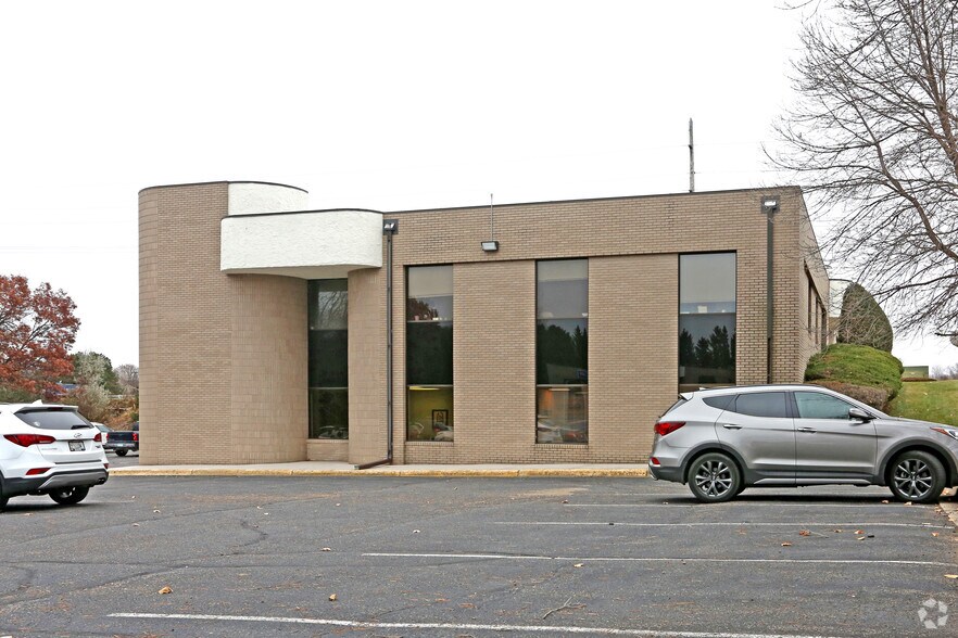 More Photos Of 4580 Scott Trl, Eagan Unknown For Lease