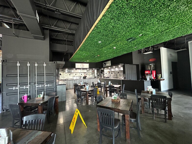 More Photos Of 28280 Old 41 Rd, Bonita Springs Research And Development For Lease