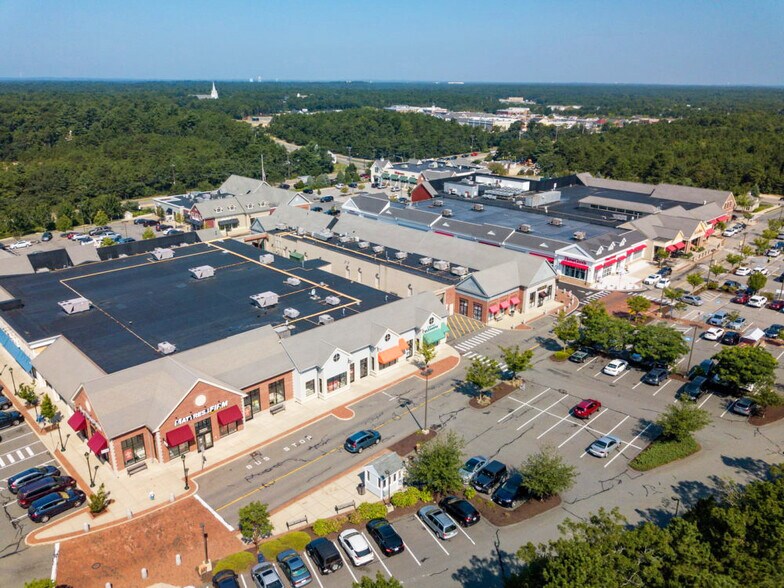 More Photos Of 650 Falmouth Rd, Mashpee Unknown For Lease