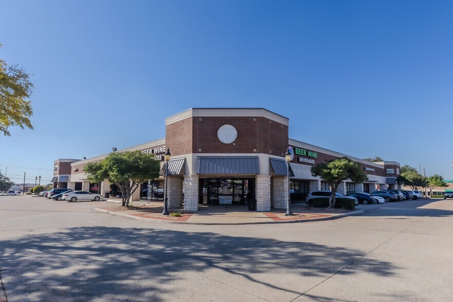 More Photos Of 2810 E Trinity Mills Rd, Carrollton Unknown For Lease