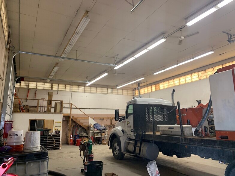 More Photos Of 13521 E Trent Ave, Spokane Light Distribution For Lease