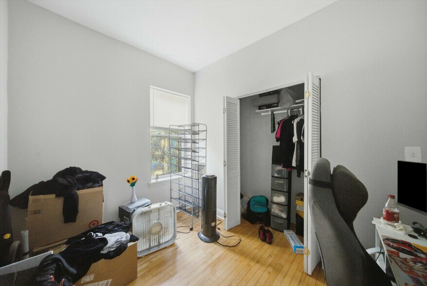 More Photos Of 3605-3607 W Palmer St, Chicago Apartments For Sale