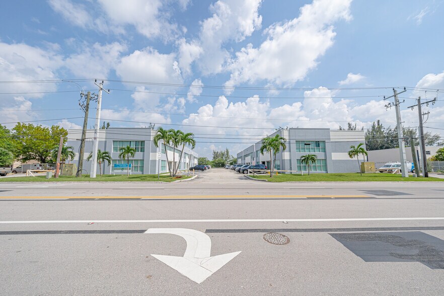 Primary Photo Of 7855 NW 29th St, Miami Warehouse For Lease