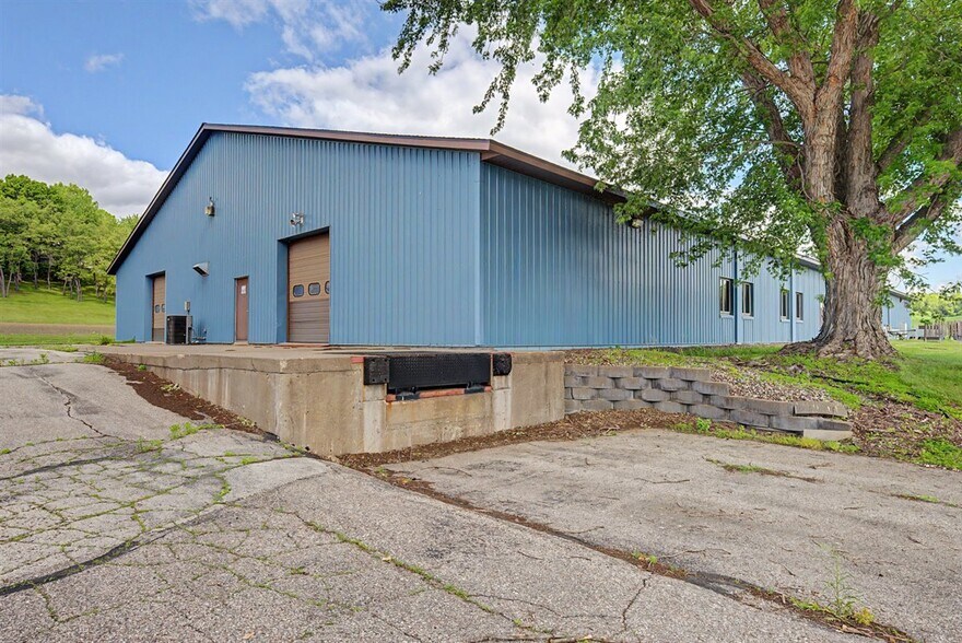 More Photos Of 16771 S 15th St, Galesville Warehouse For Sale