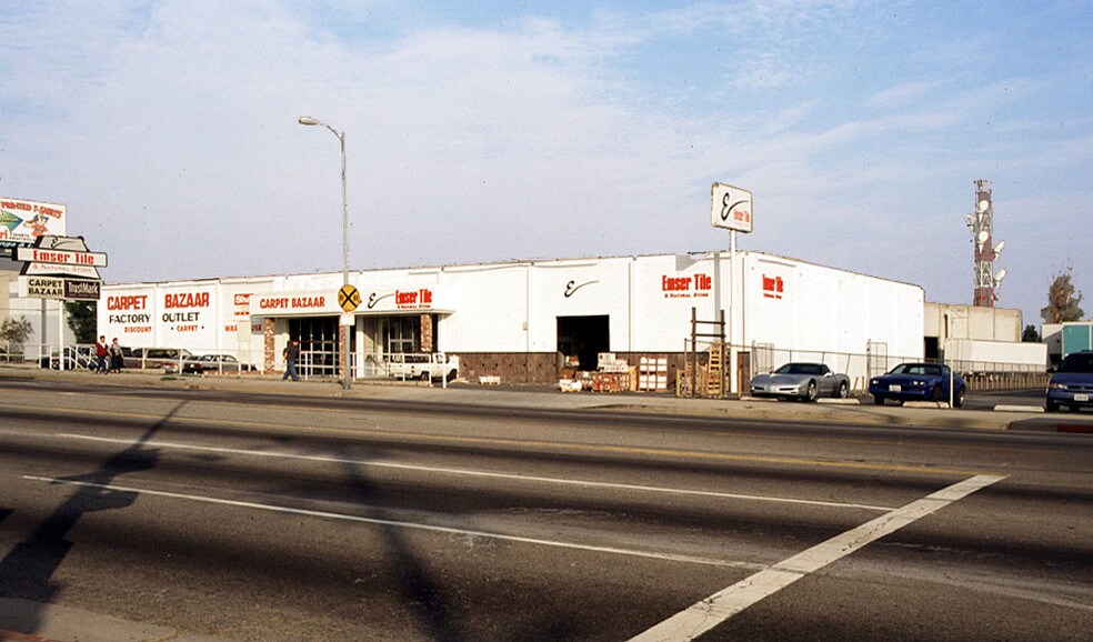 More Photos Of 9216 De Soto Ave, Chatsworth Warehouse For Lease